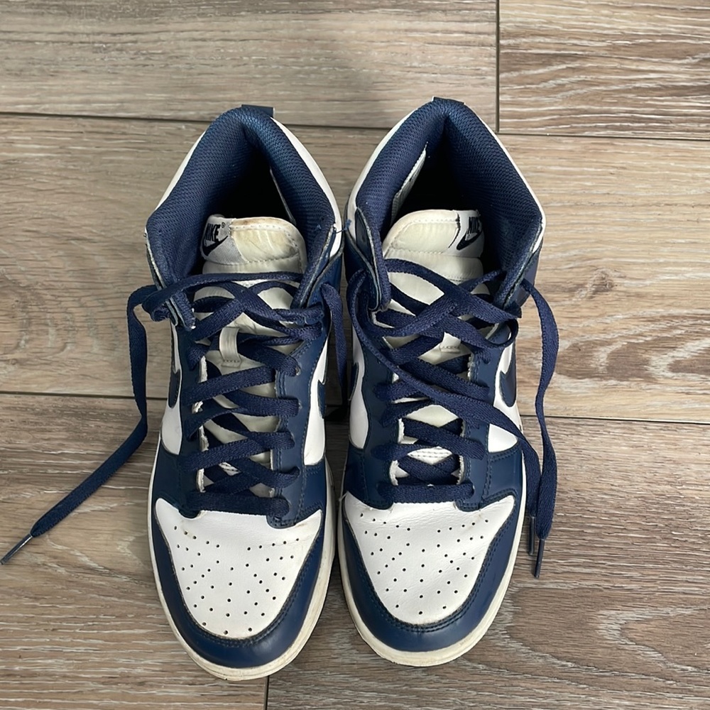 Nike Dunks kids size 6